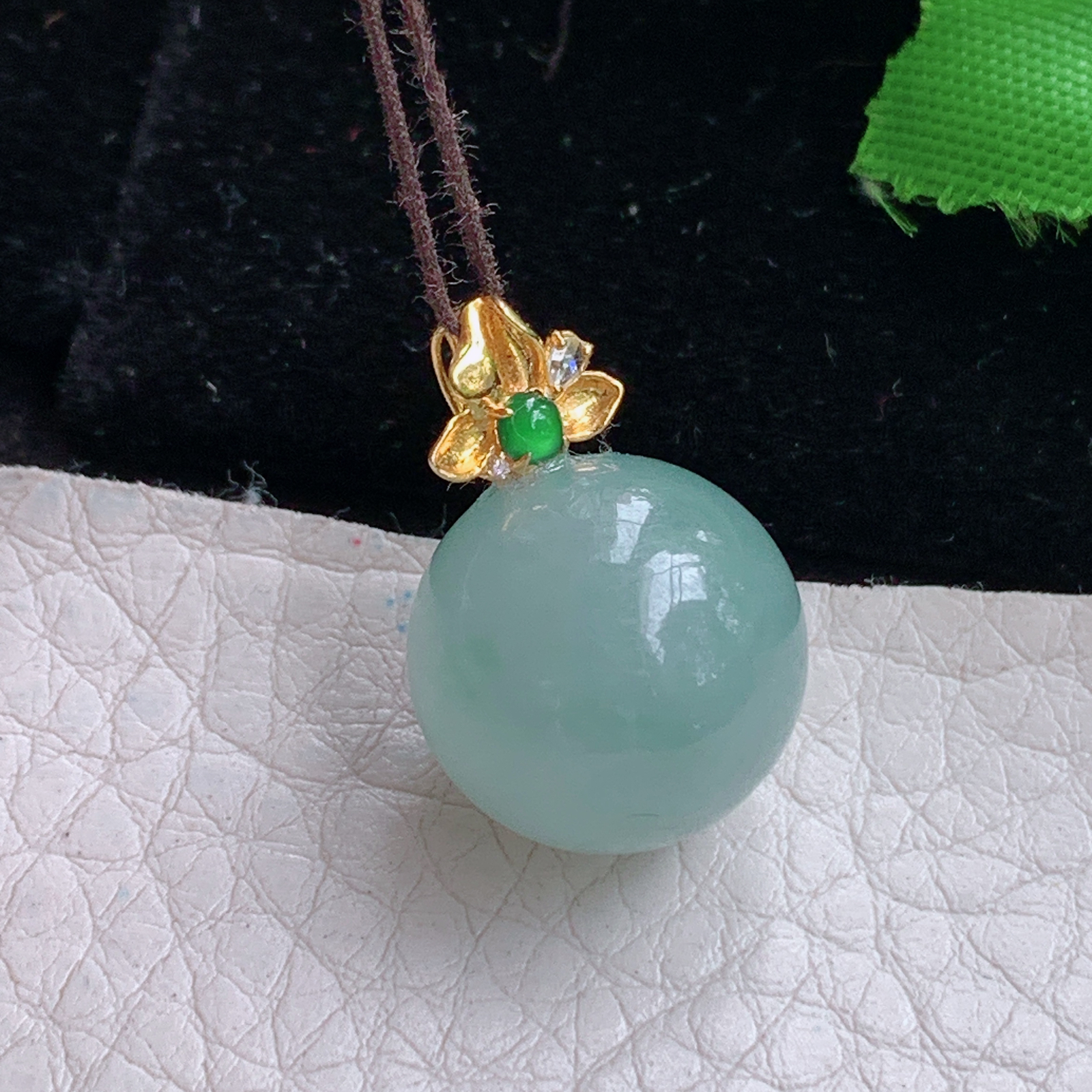 lz实拍 20*15天然缅甸翡翠冰晴圆珠玉吊坠 圆圆满满玉挂件