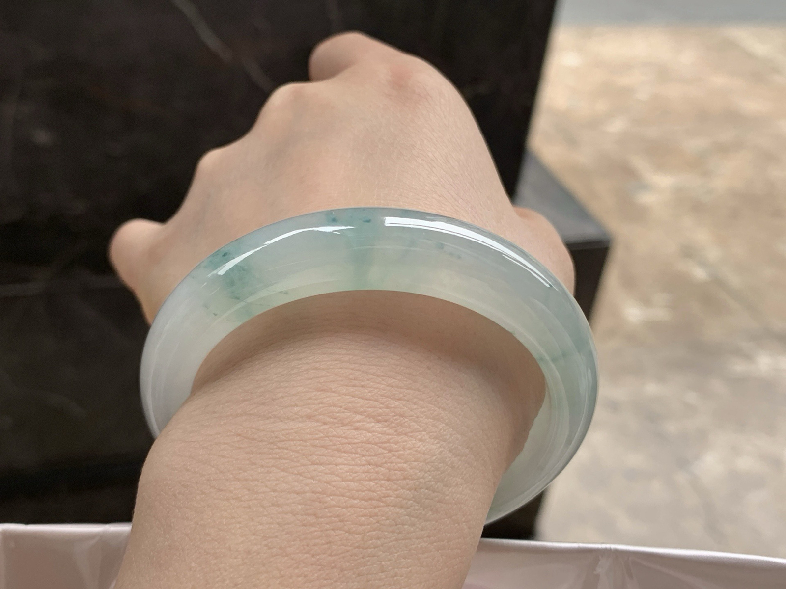 56-13-8.5

蓝花手镯^_^飘花灵韵