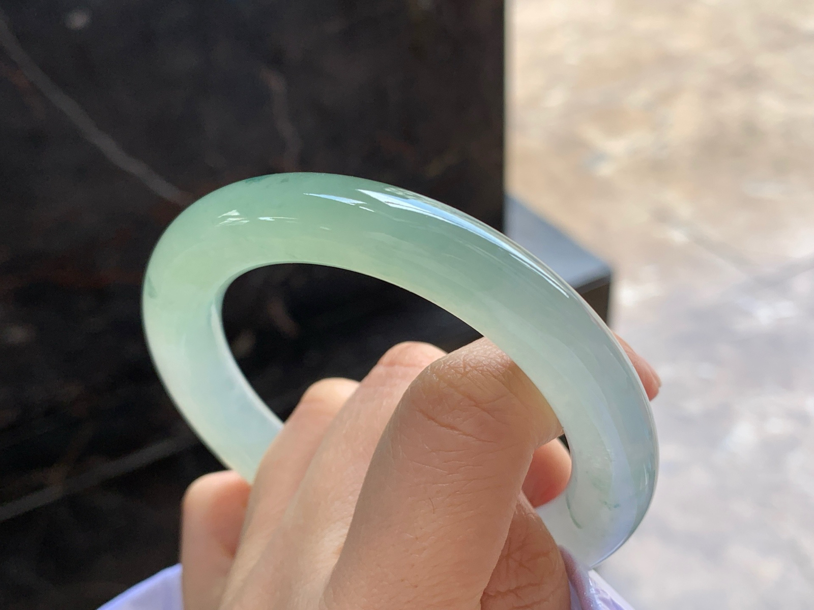 56-11

冰圆条手镯^_^清新