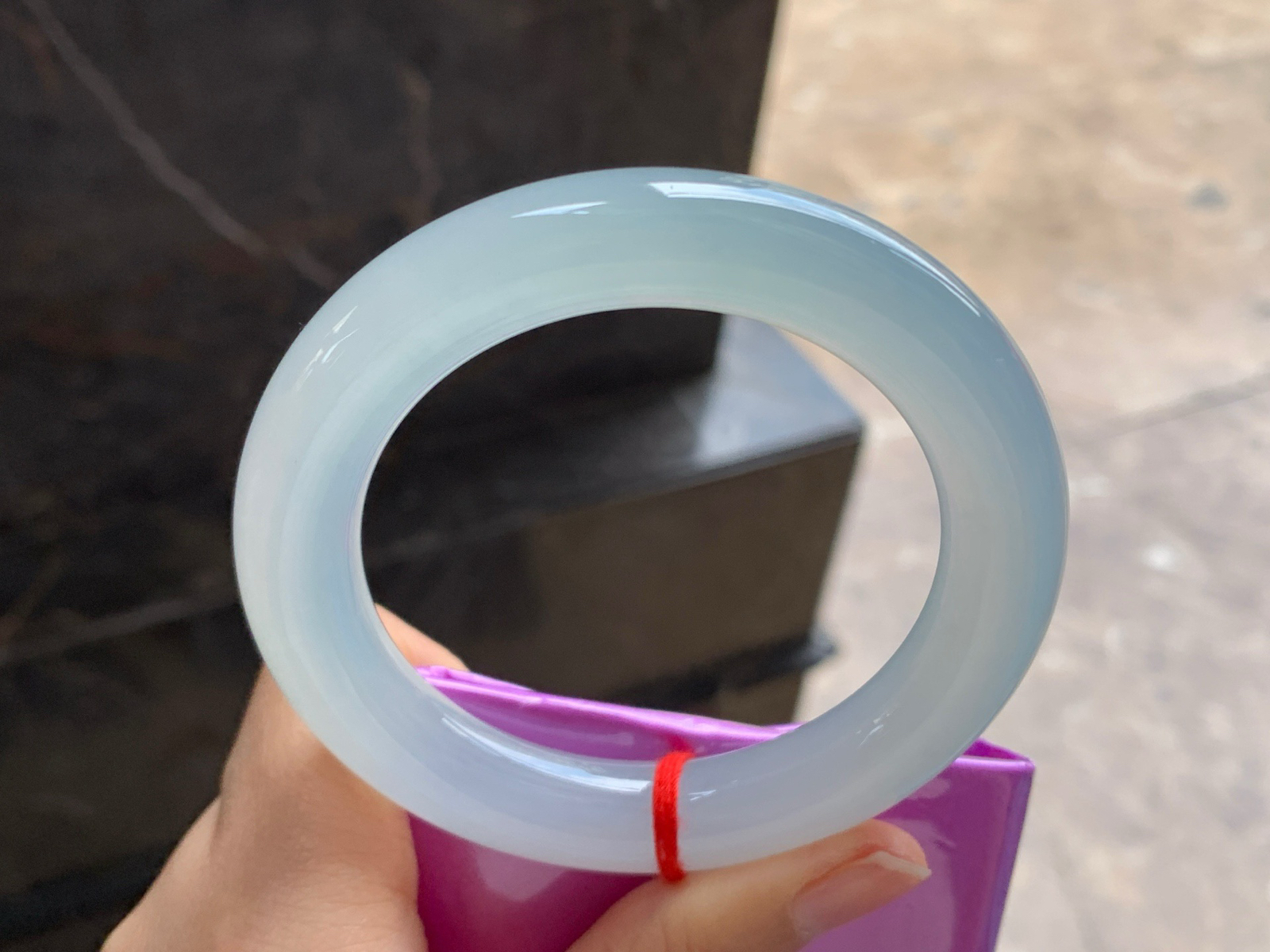 56-11.6

冰种圆条手镯^_^水润冰透 清新