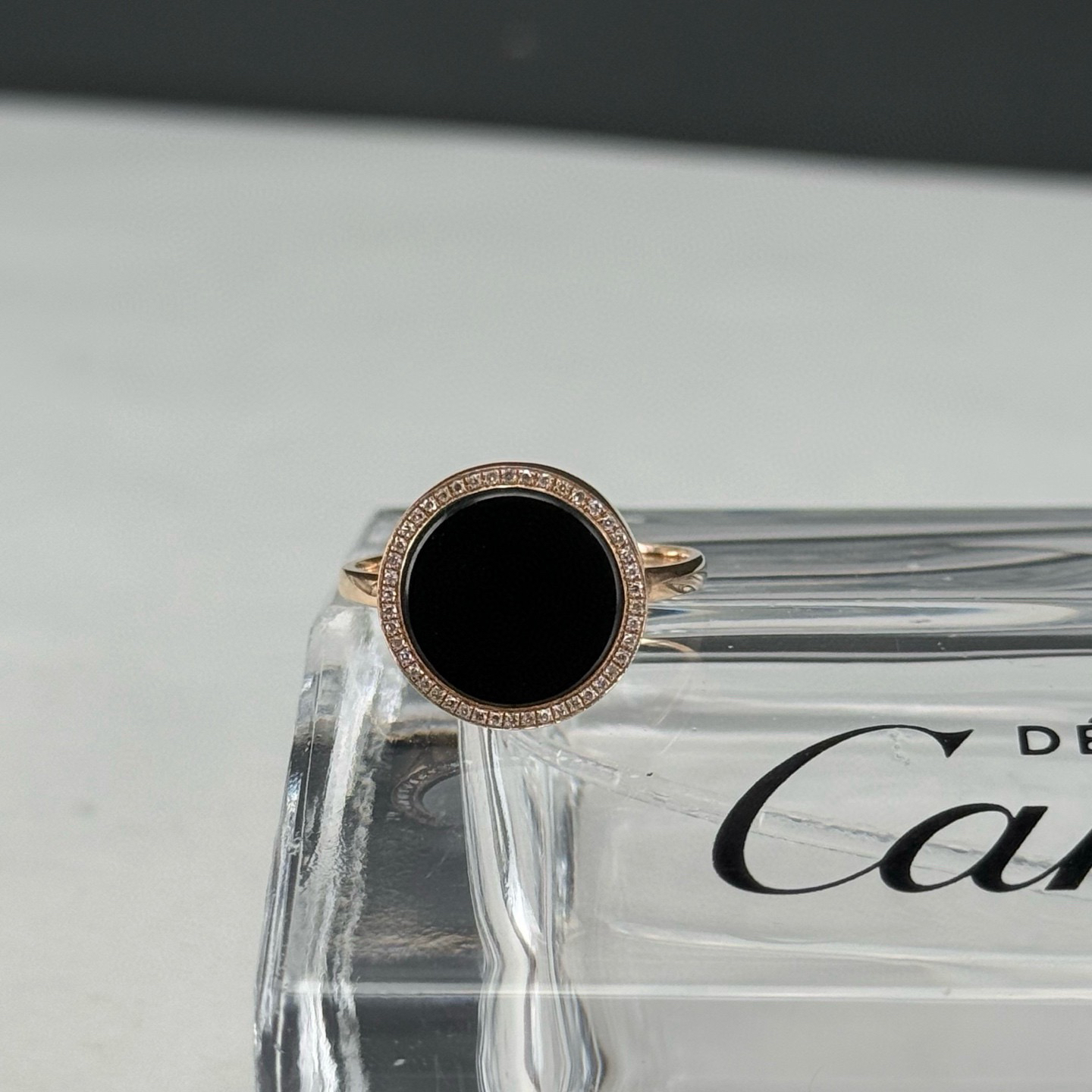 精品18k墨翠圆牌女戒 种好色正 黑度极好 打灯通透 油性十足 尺寸13.5