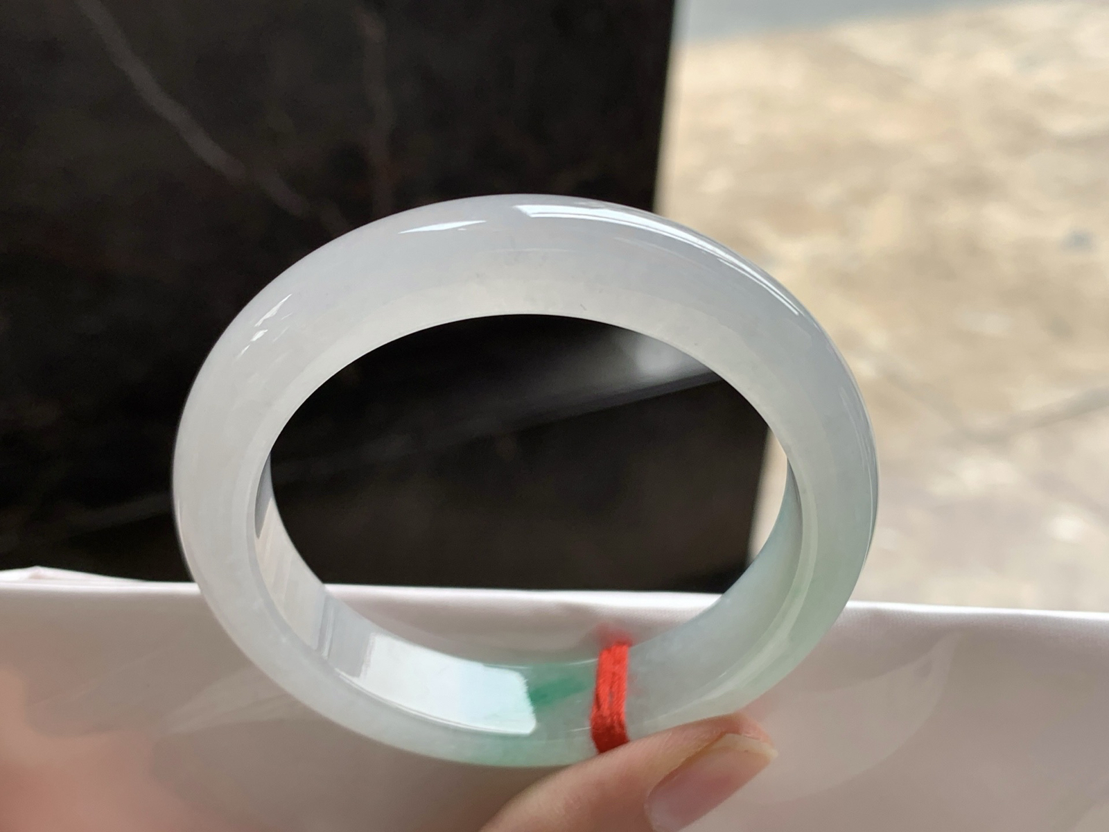 52-11.2-8.3

冰飘绿手镯^_^色阳