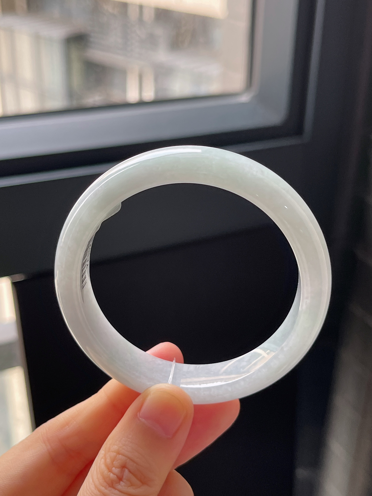 正圈53.2圈口，翡翠糯化种淡绿色手镯