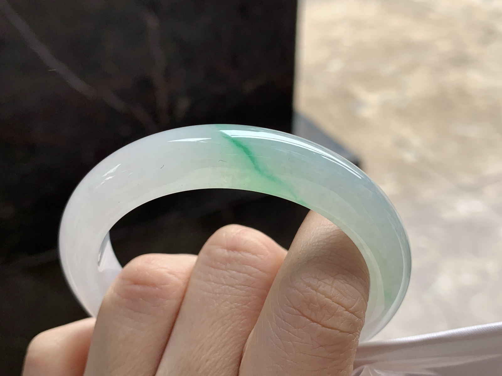 52-11.2-8.3

冰飘绿手镯^_^色阳