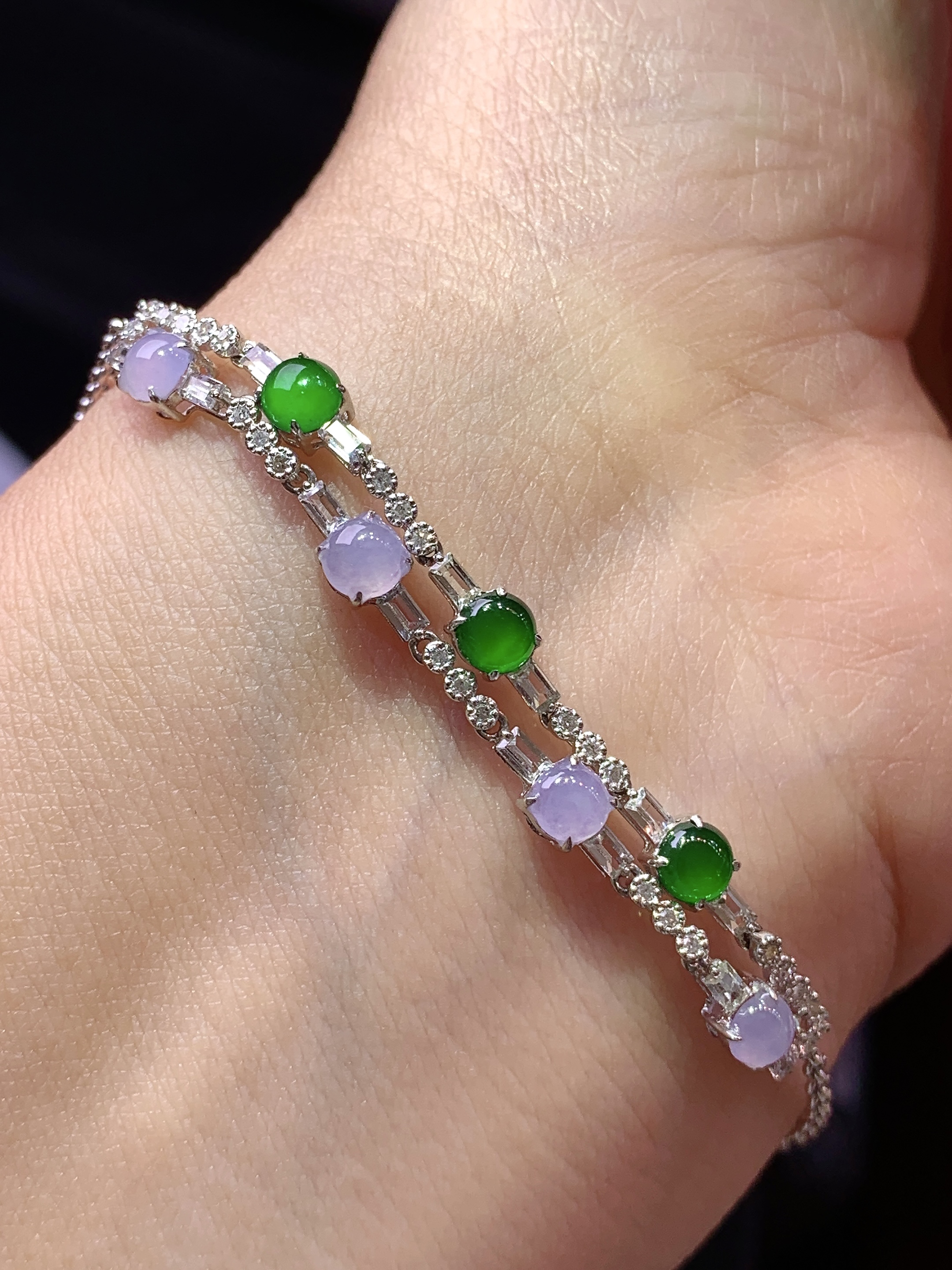 18k金钻镶嵌紫罗兰搭配满绿蛋面手链 玉质细腻 色泽艳丽清新 水润亮眼 整体尺寸160*5*4c5