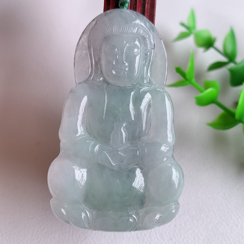 冰润精雕观音吊坠，法相端庄大气，工艺精湛，种色浓郁，细腻饱满冰润，种老水足，收藏佳品，佩戴大气  W357.11   尺寸：58.8-36-5mm