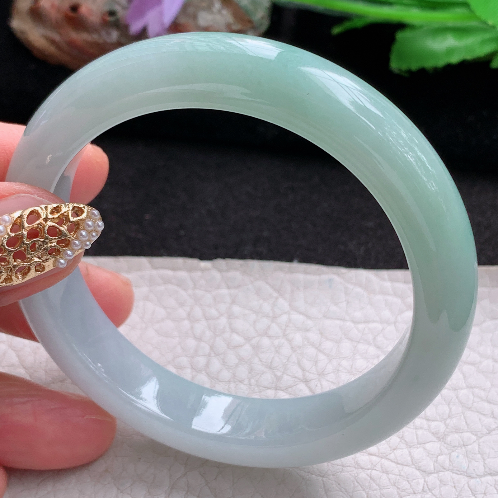 js实拍55*12*8.3招财镯 天然翡翠a货手镯水润清新双彩正圈玉镯子