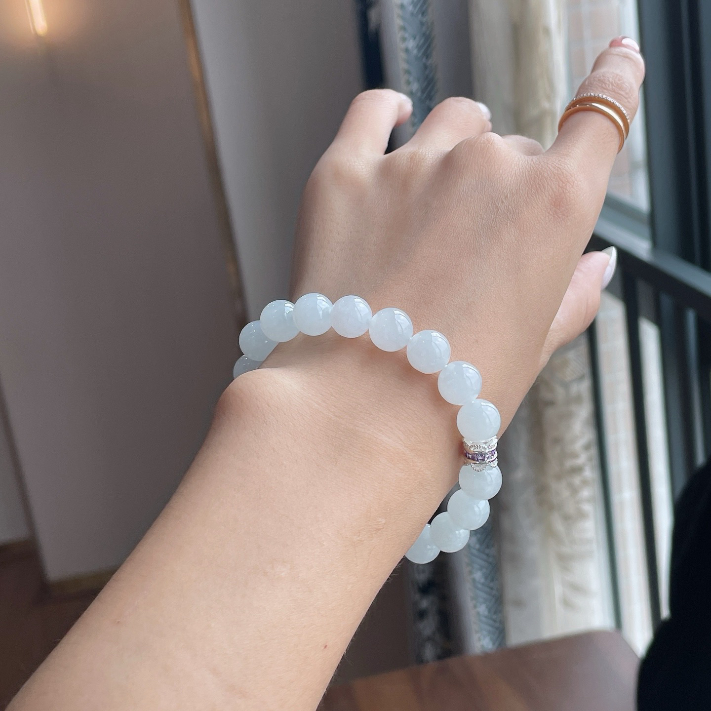 🧊仅一条，白月光手串
尺寸：10/19颗