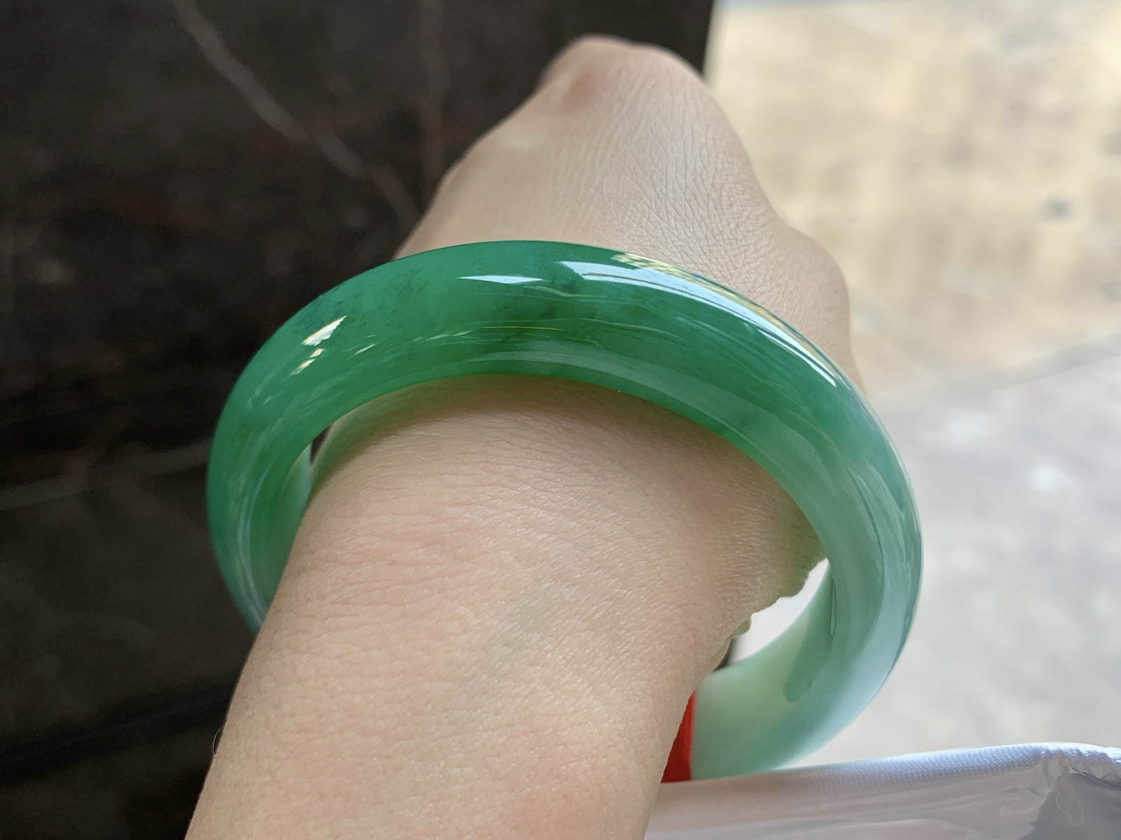 55-14-8.2

浓绿色手镯^_^颜色鲜艳