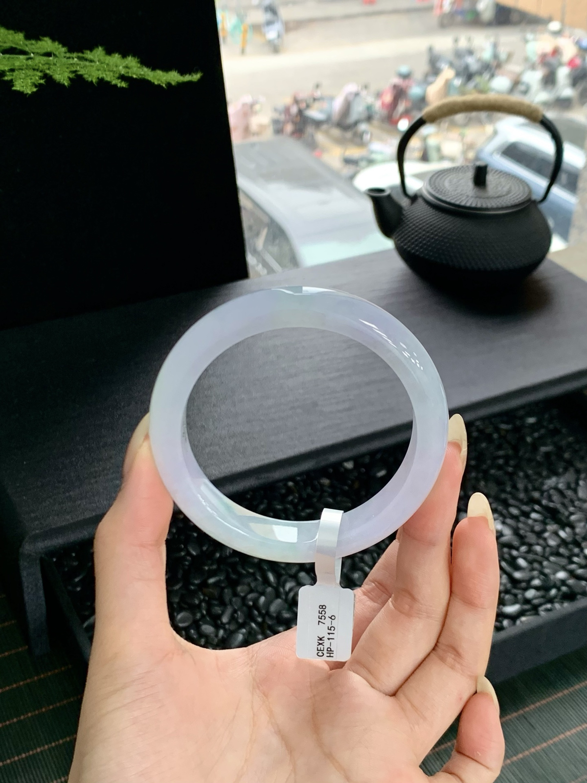 【冰春彩手镯】浪漫紫飘淡绿典雅，浑然天成的一幅山青水秀  余音绕梁 让人爱不释手58-12-8m