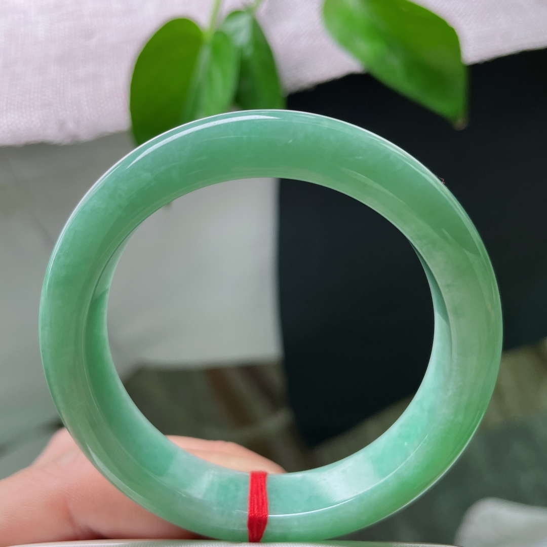 52.6/12.1/8.1，绿底正圈，颜色甜美，清爽自然，青青子衿悠悠我心，有纹，ss50808a