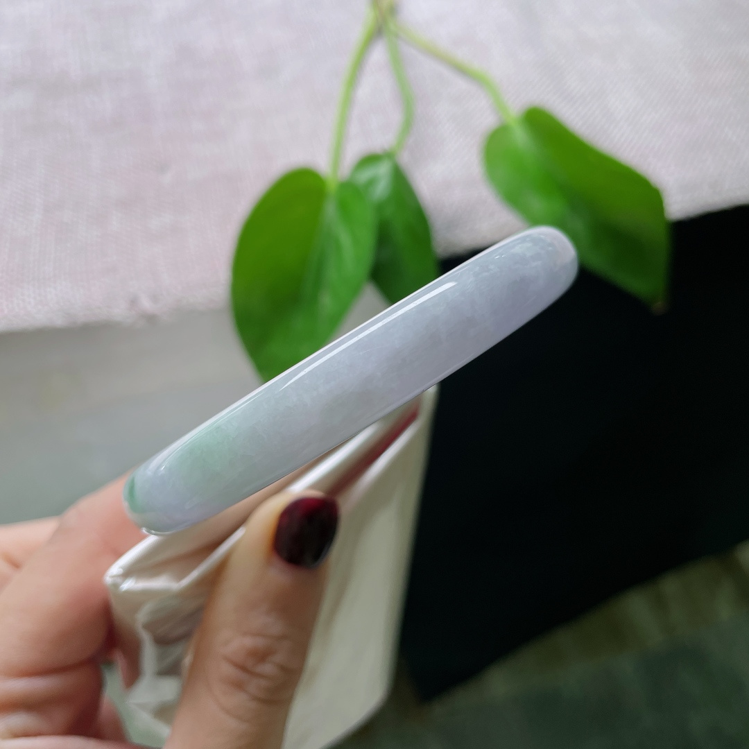 57/10.4，春彩圆条，是春天打翻了调色盘，最不经意，也最动人的那笔。有棉线，ss50744a