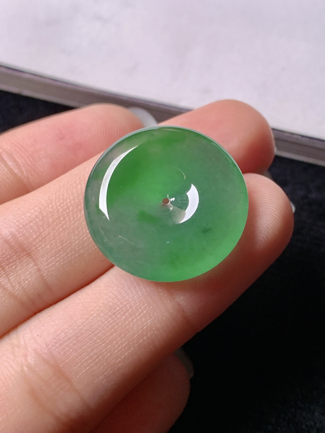 冰绿平安扣，色泽浓艳，0413尺寸20.6*4.5