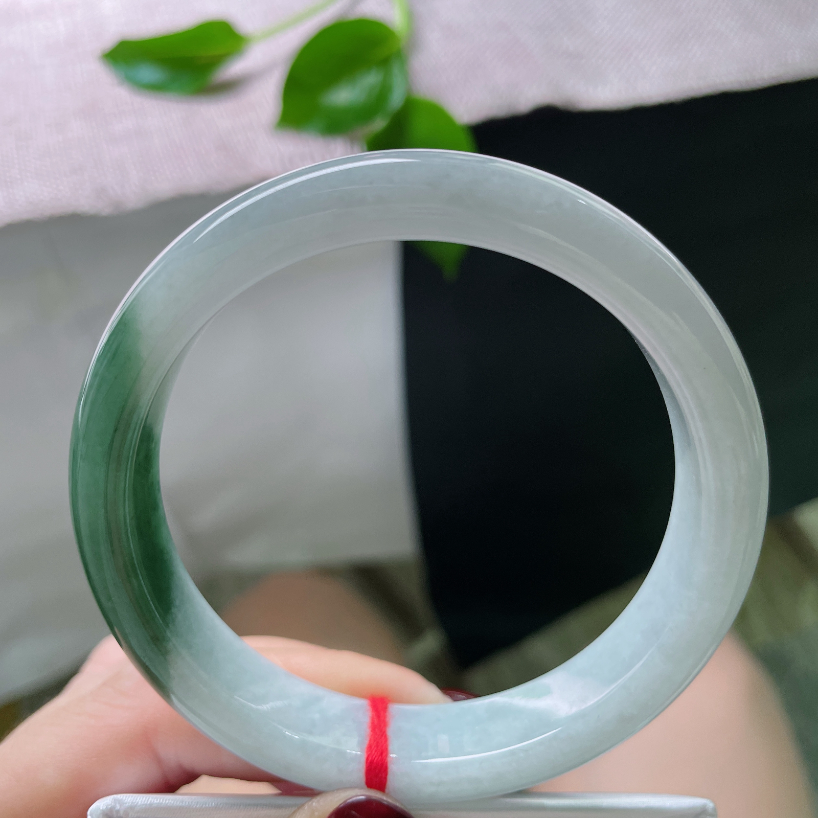 60/13.1/8，油青正圈，大圈口，湖光与山色共存，别有意境..