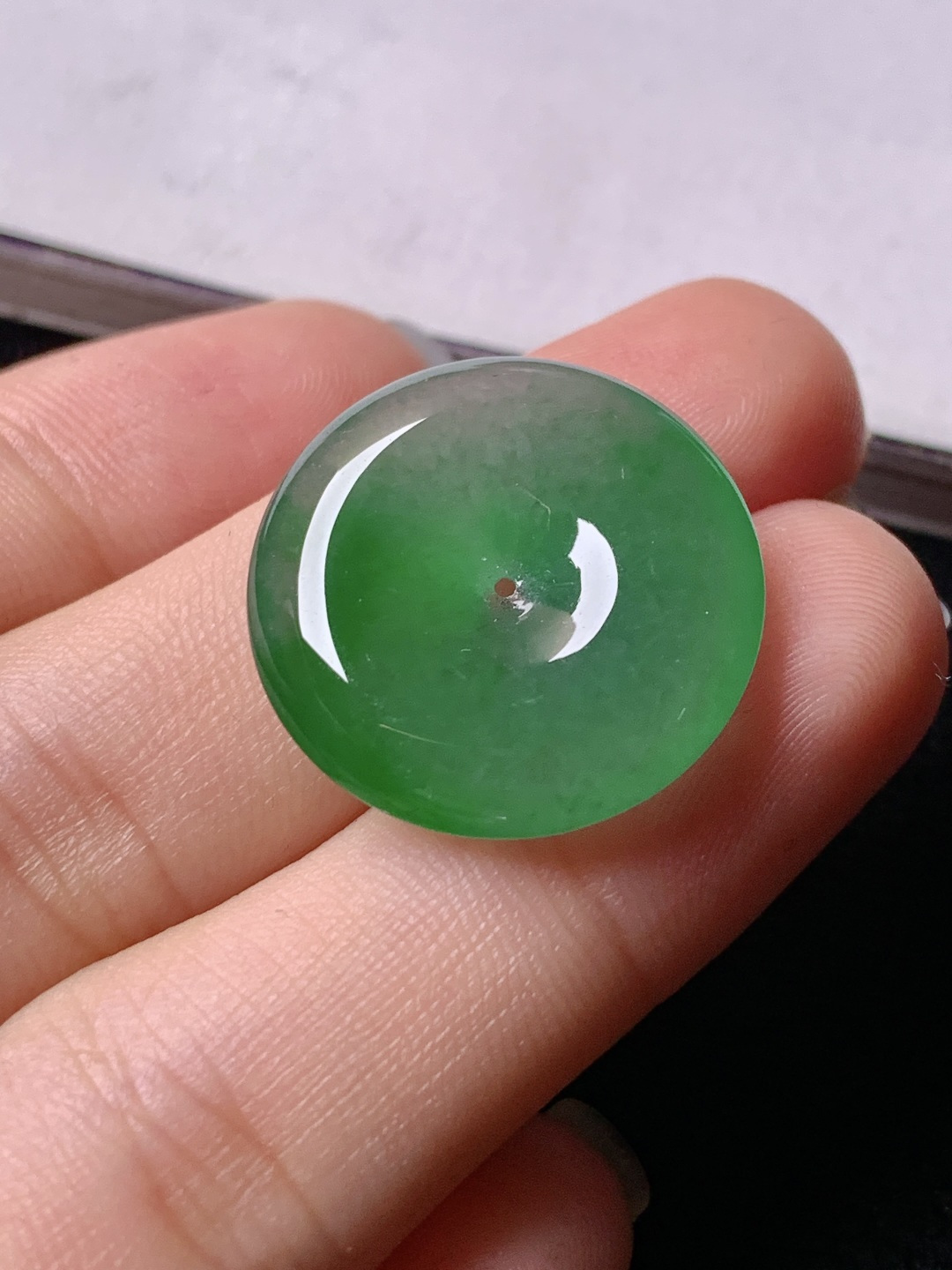 冰绿平安扣，色泽浓艳，0413尺寸20.6*4.5