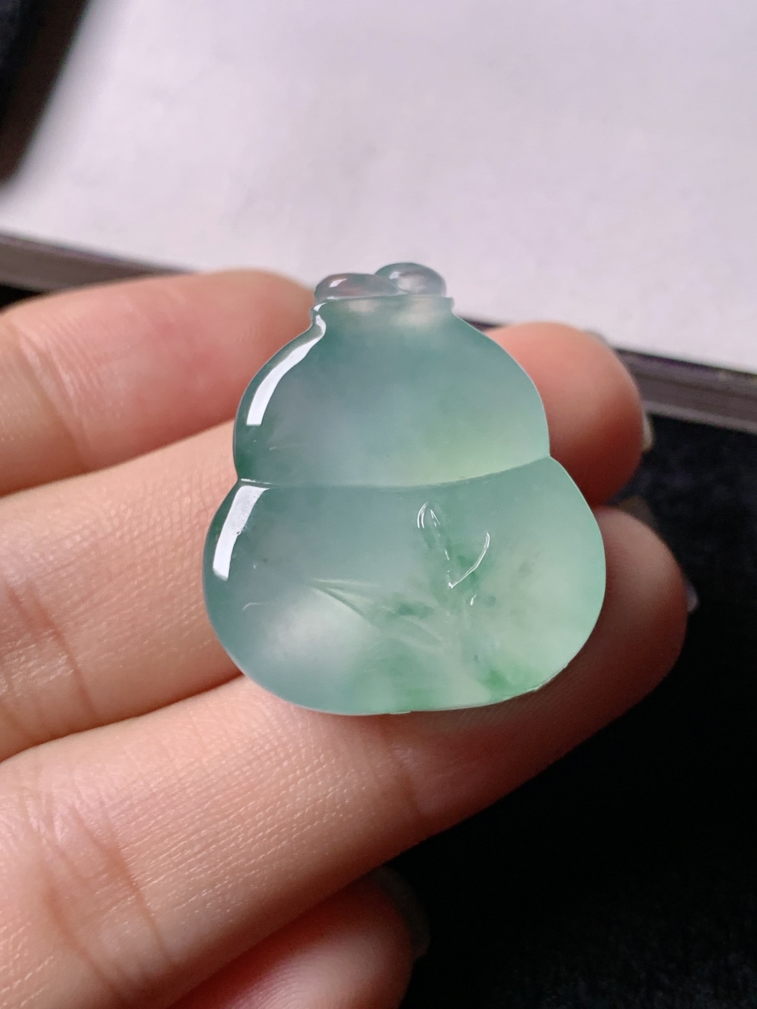 飘花葫芦 色泽浓艳 0413尺寸24.7*21.7*9.3