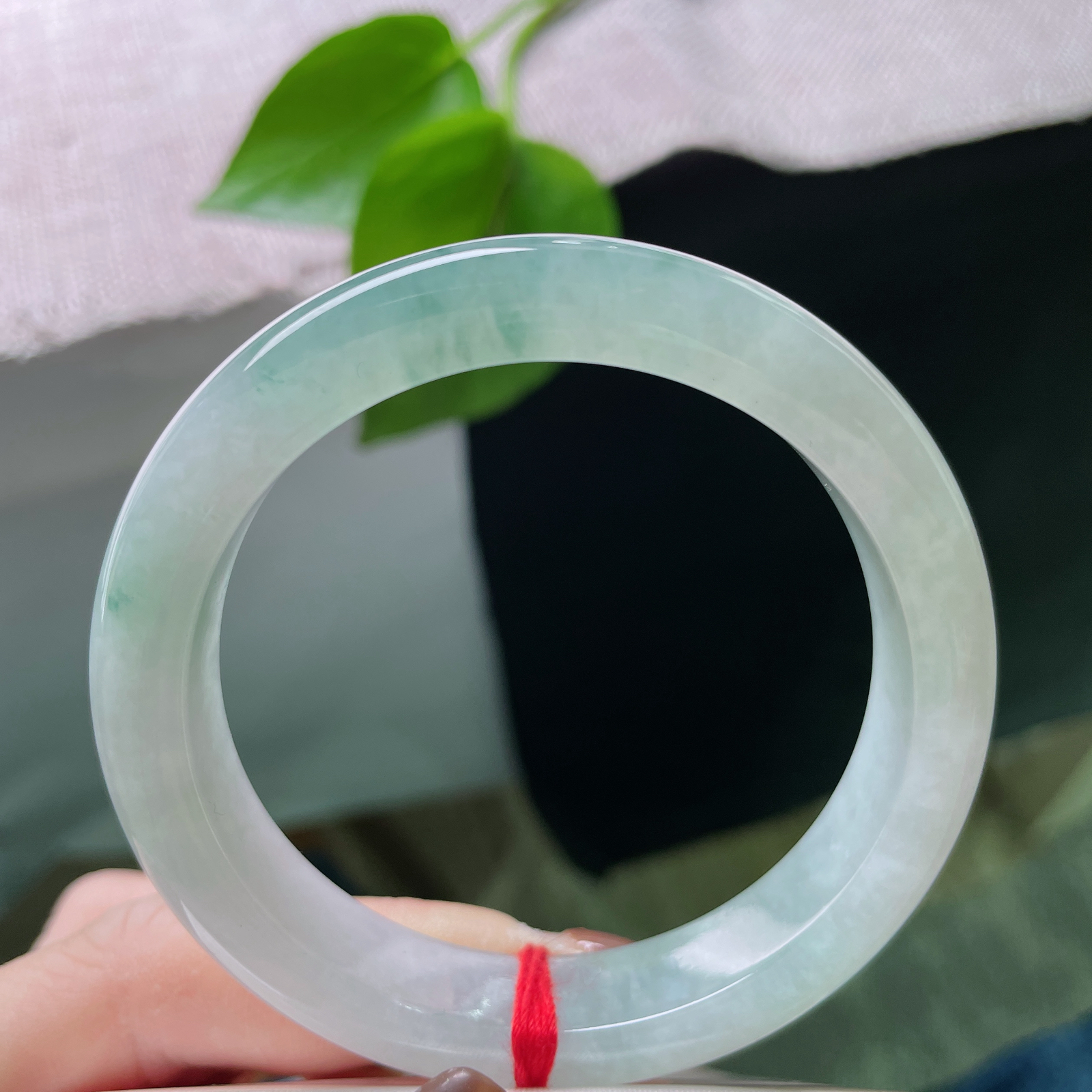 54.8/11.7/8.5，飘花正圈，水头好，种老，顾盼生辉，端庄大气，棉线..