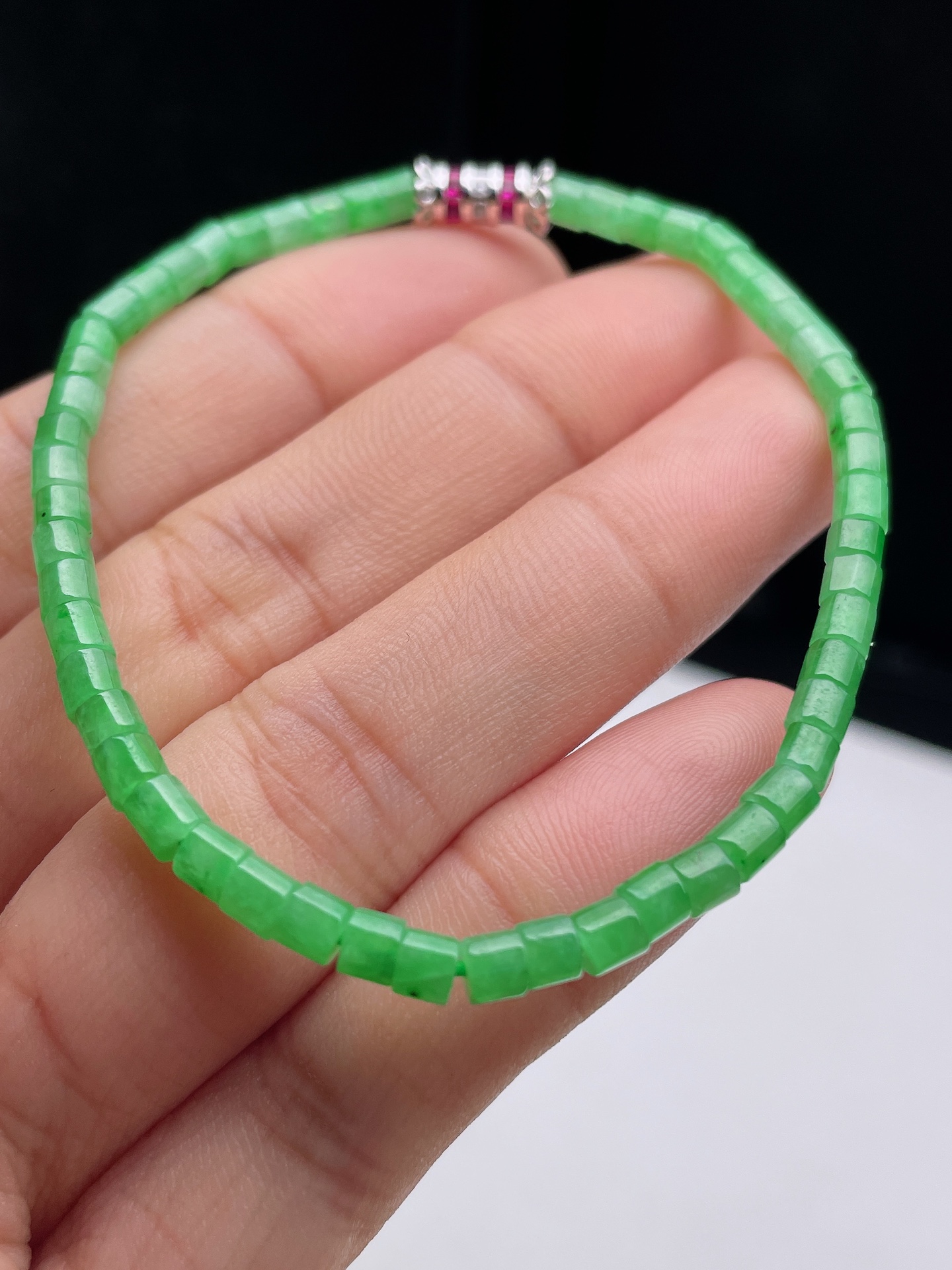 3.2mm满绿桶珠手链 不议