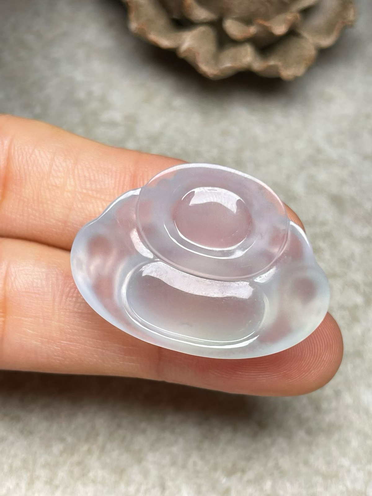 冰种【佛公】吊坠，种水好，玉质细腻 ，卖相好‘