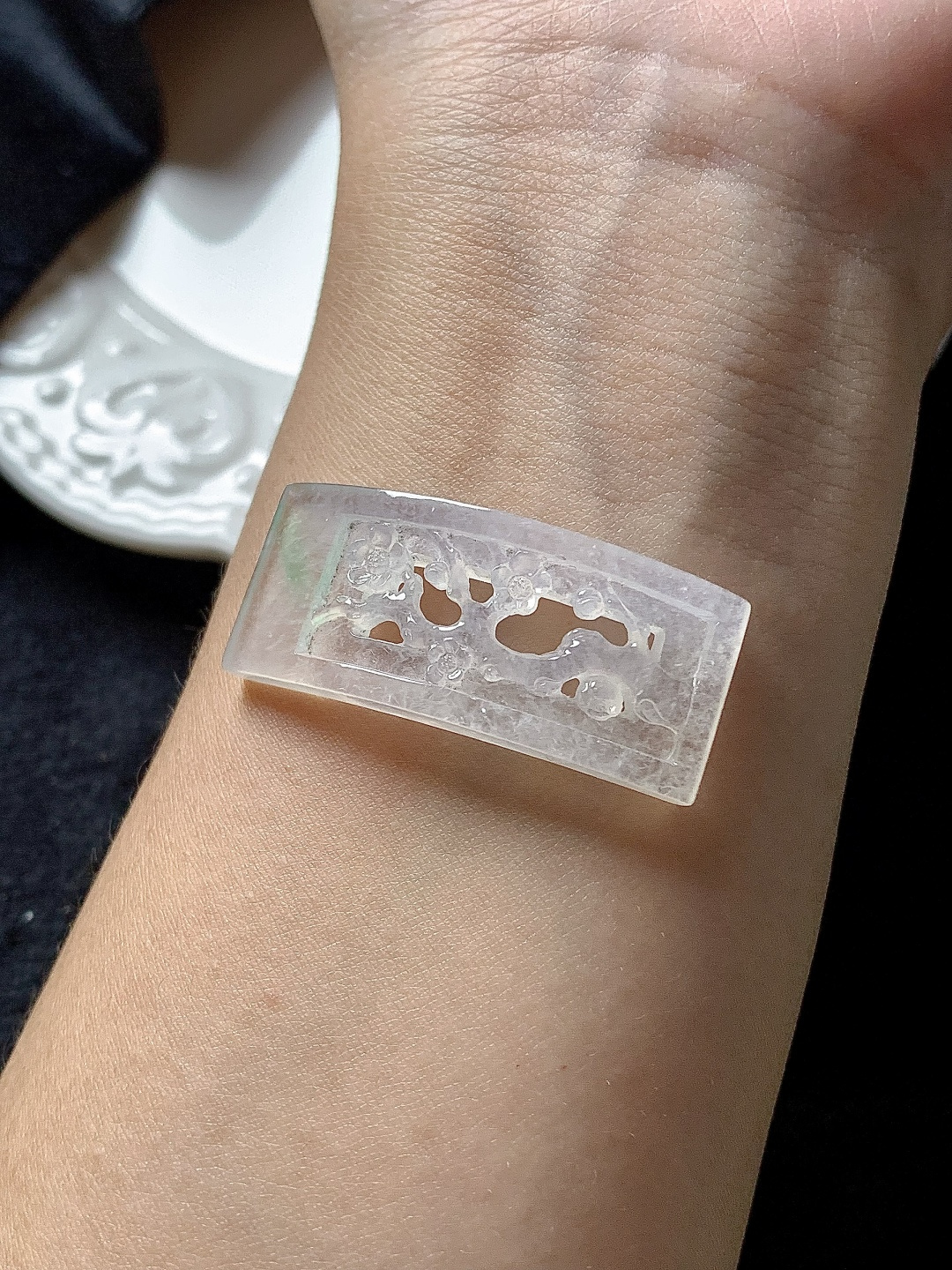 高冰飘绿喜上眉梢，水润种老，0413尺寸37.2*15.7*4.3