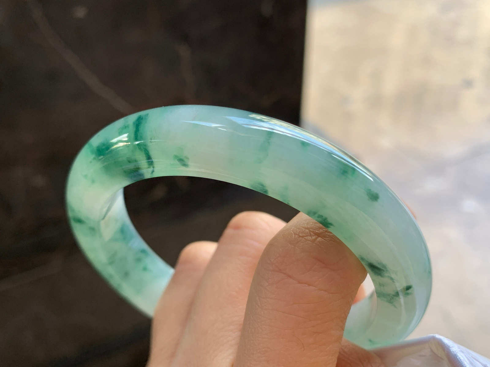 58.5-12.9-9.7

绿花手镯^_^大圈 飘花灵韵