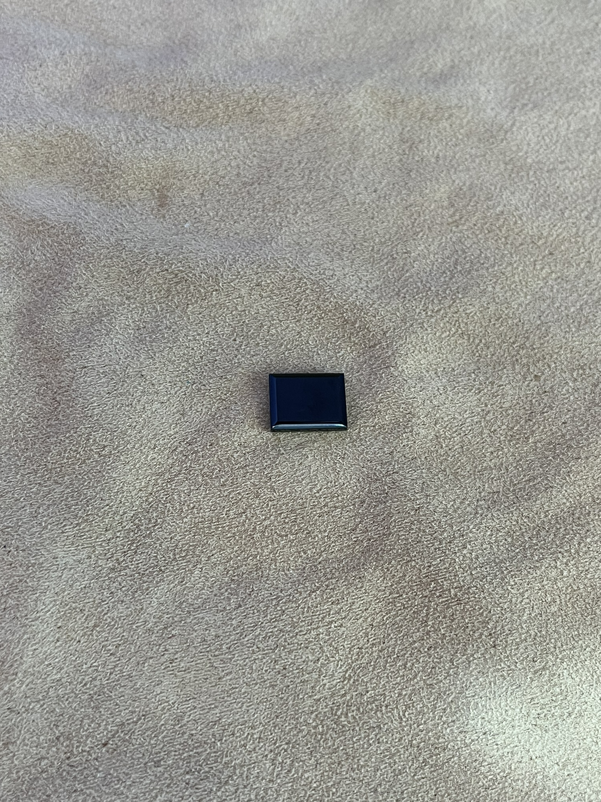 墨翠：【戒面】细腻干净，黑度好，性价比高，雕工精湛，打灯透绿