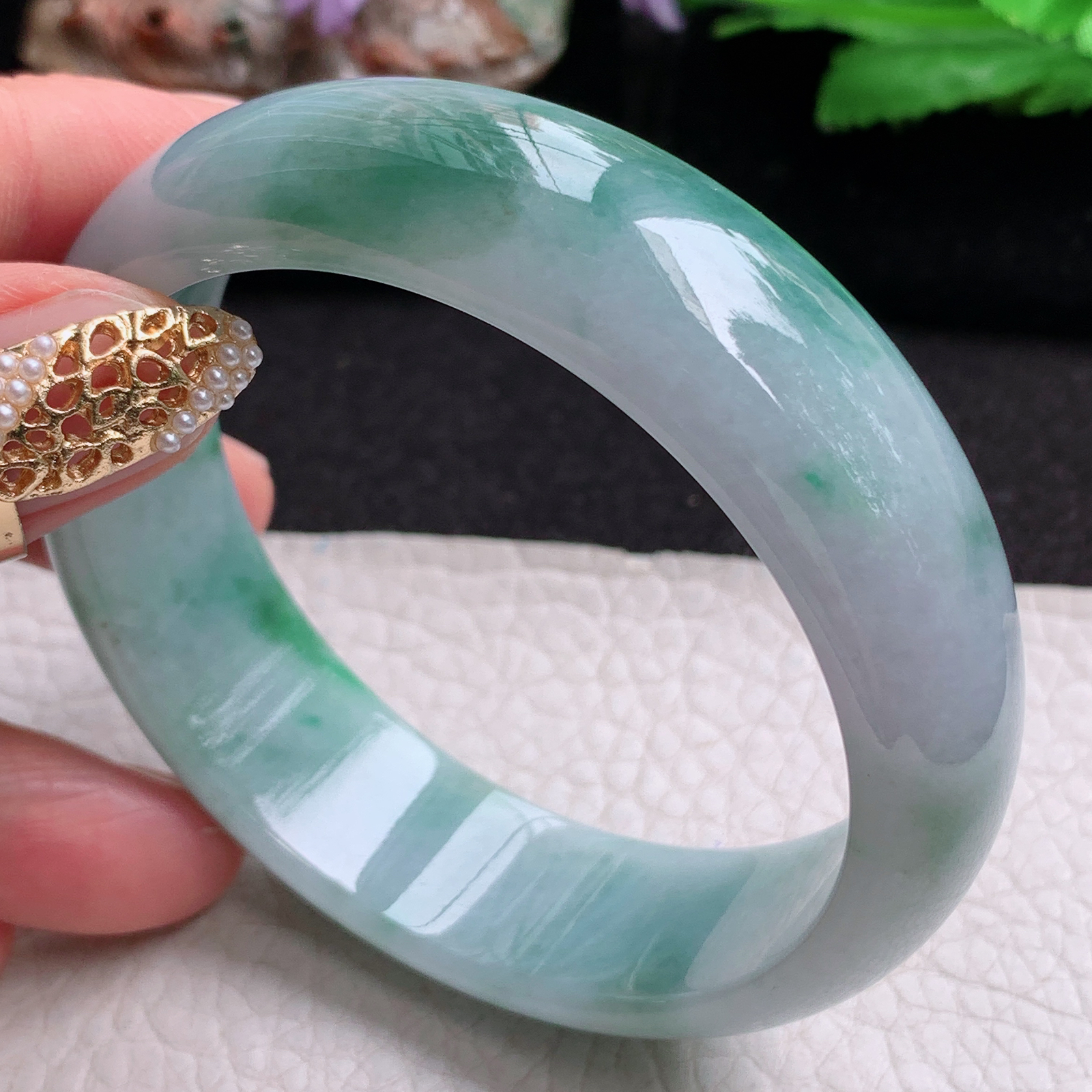 js实拍58.5*17.8*7.4轮胎镯 天然缅甸翡翠a货手镯飘花大气正圈玉镯子