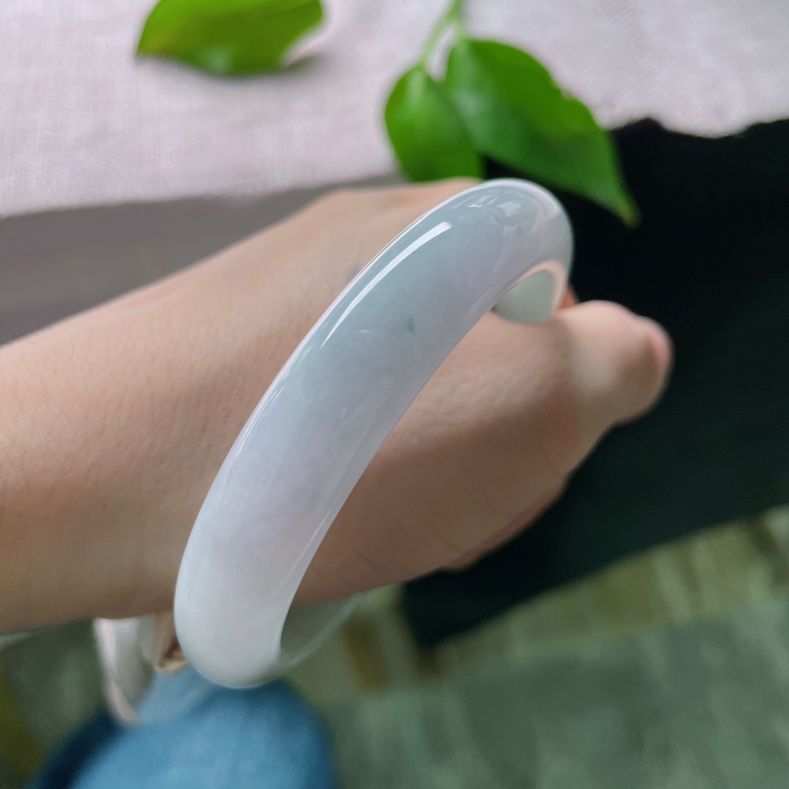 57.3/12.3/7.9，蓝紫正圈，水头好，种老，干净清爽，柔刚并济..