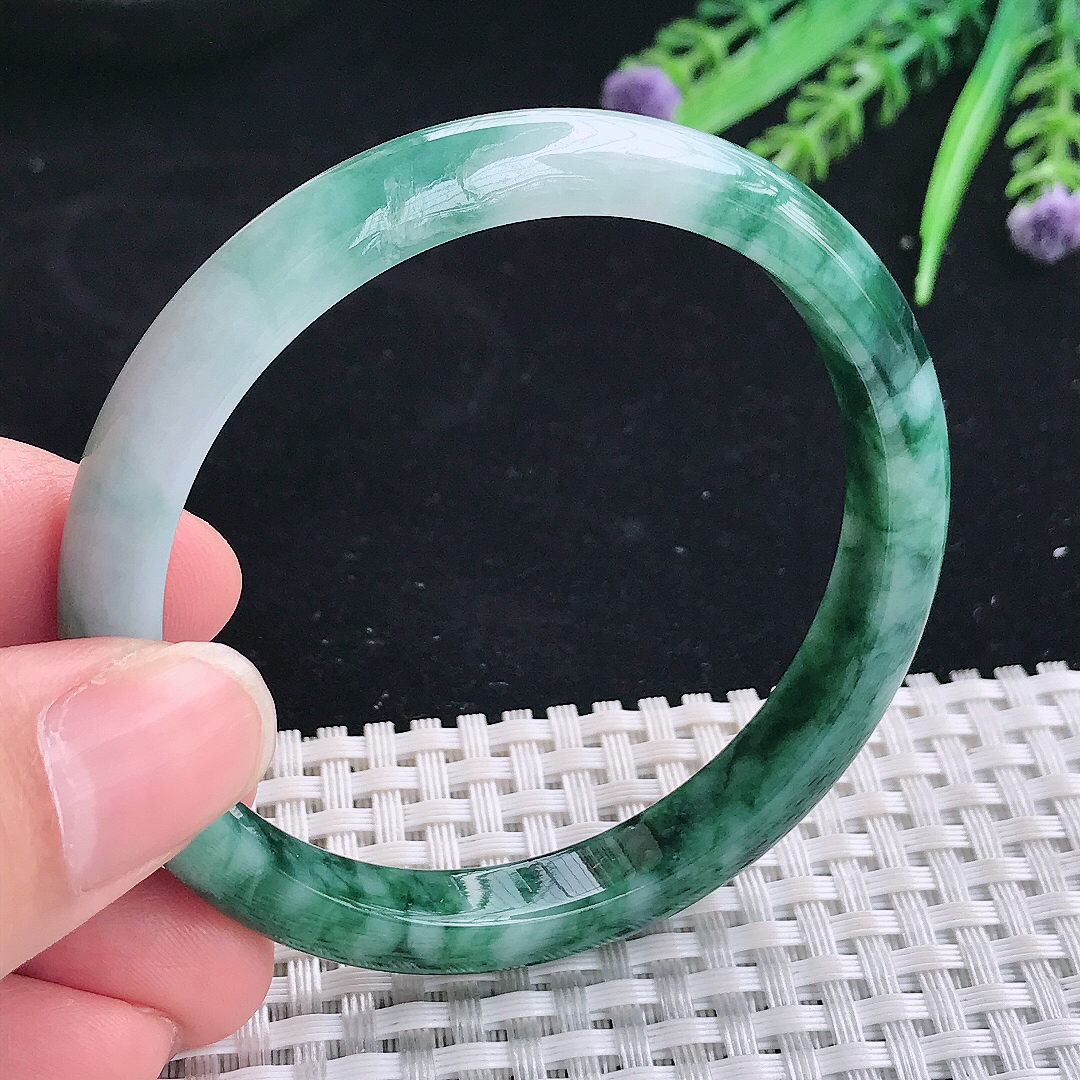 实拍A货翡翠55.5/8.5/6.6老坑精美温润飘花手镯翡翠宽边玉镯平安镯美人镯