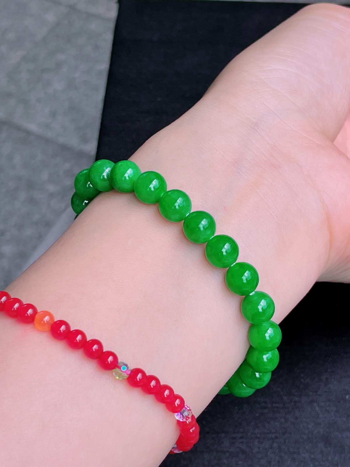 高冰绿珠子手串，晶莹剔透，新颖时尚，品相完美