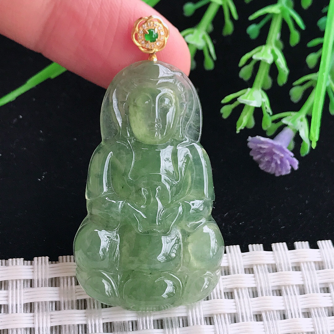 实拍A货翡翠41.3/24.8/4.8老坑18k金镶嵌满油绿观音吊坠翡翠玉牌