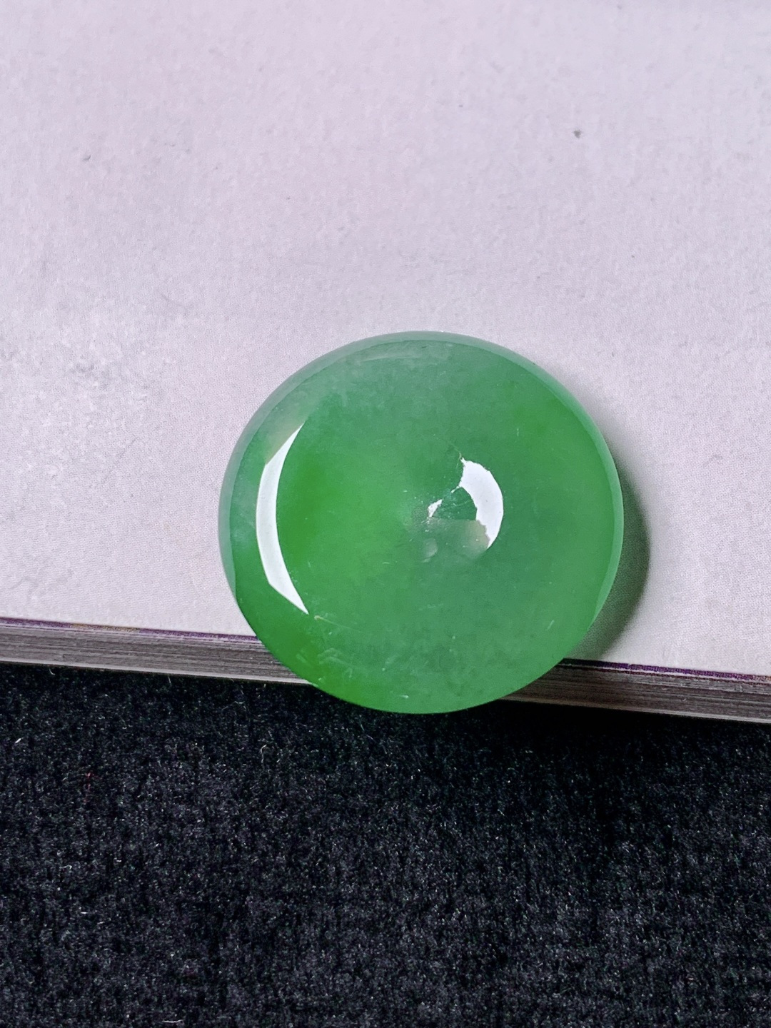 冰绿平安扣，色泽浓艳，0413尺寸20.6*4.5