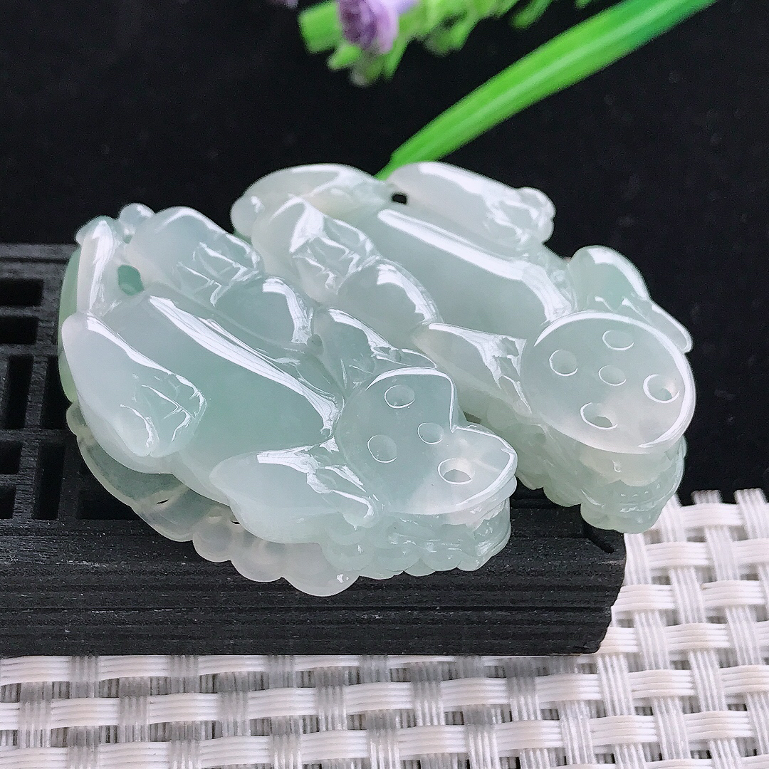 实拍A货翡翠45.2/21/12.2老坑冰胶果冻冰晴绿貔貅吊坠一对