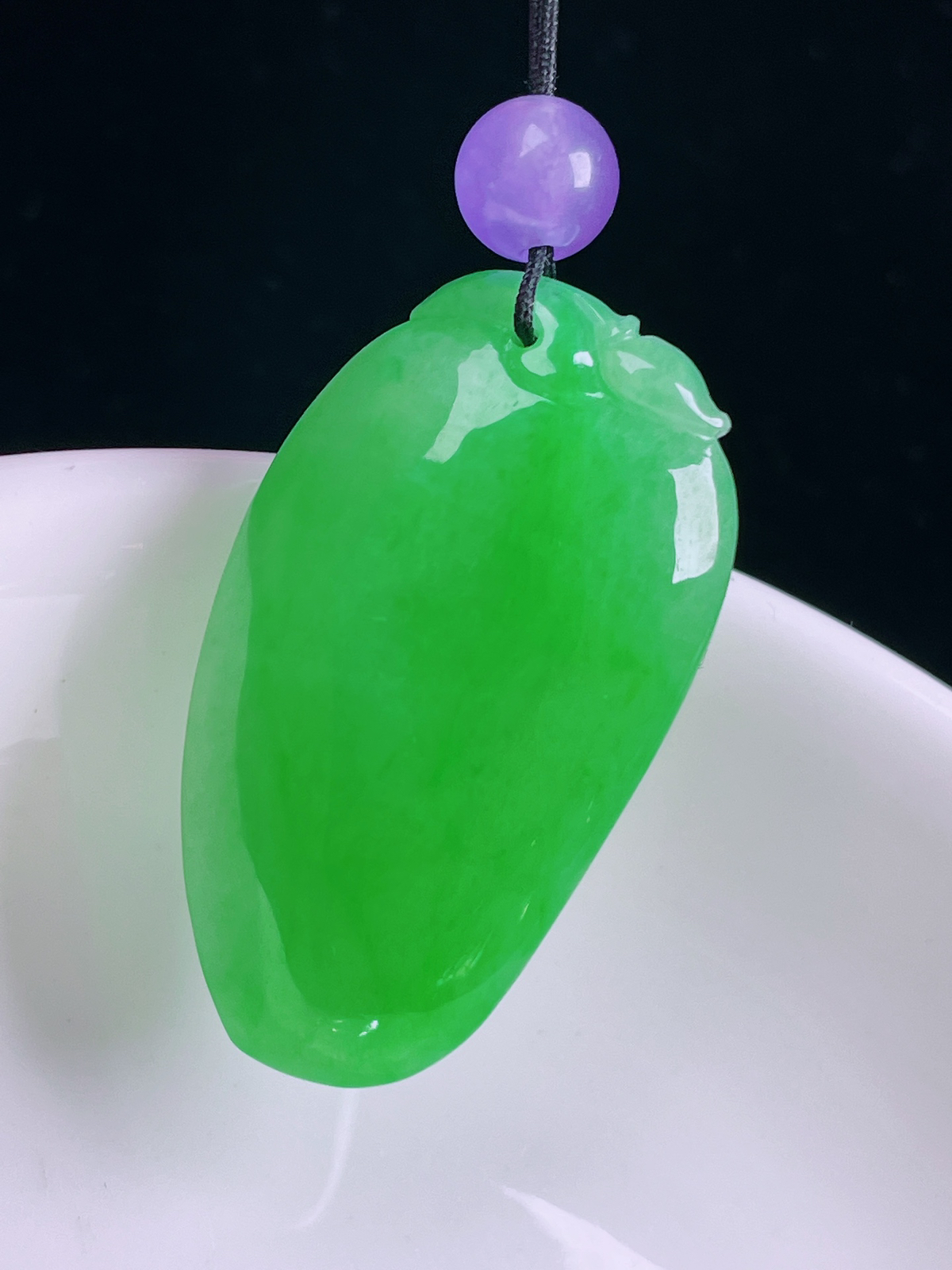 阳绿福瓜，老种起光，细底通透，尺寸：32.6/18.4/9.8mm