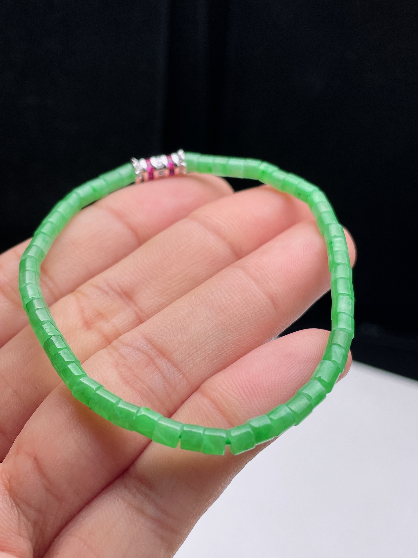 3.2mm满绿桶珠手链 不议