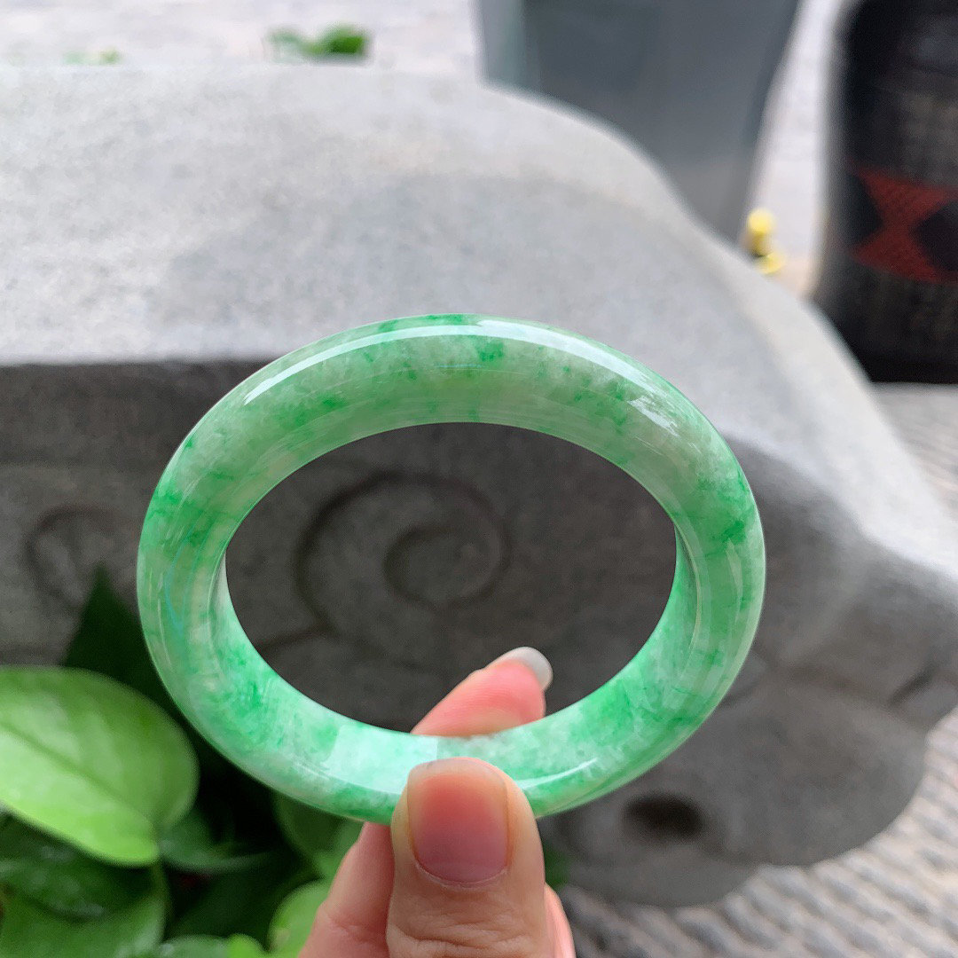 圈口56.1-12.6-9.3 【满绿正圈手镯】正圈56 57可戴