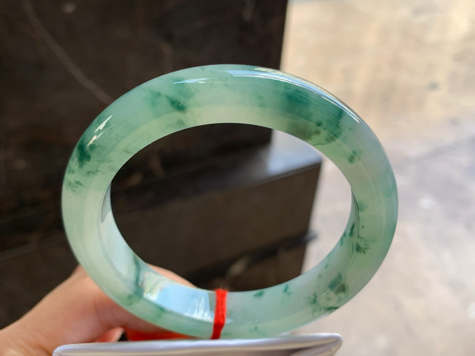 58.5-12.9-9.7

绿花手镯^_^大圈 飘花灵韵