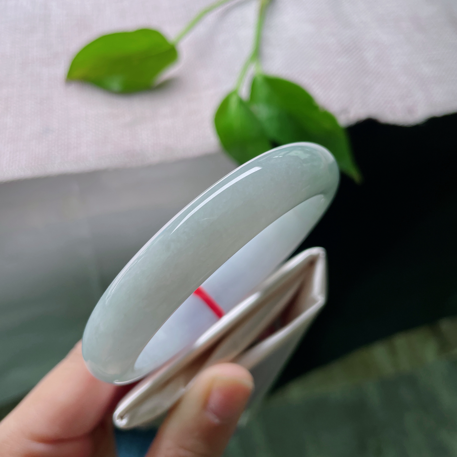 57.3/12.3/7.9，蓝紫正圈，水头好，种老，干净清爽，柔刚并济..