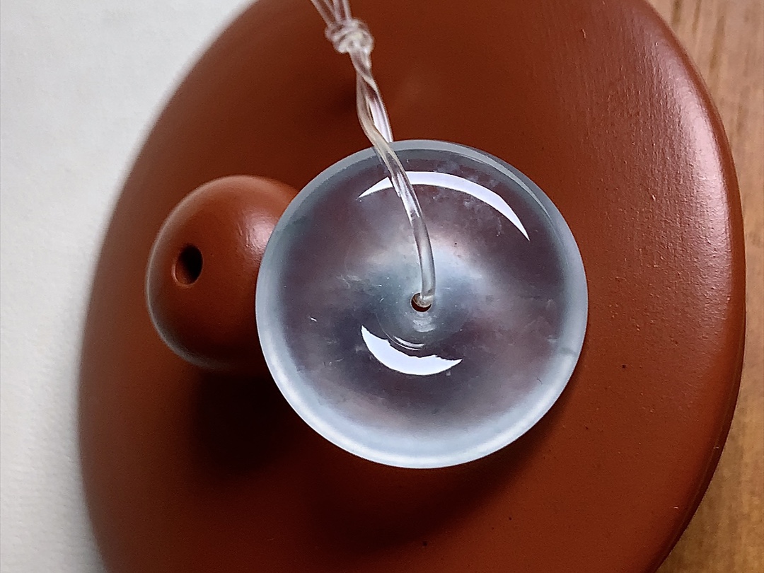 玻璃种怀古 品质，冰透感十足，无裂尺寸18.8*4.8  超值