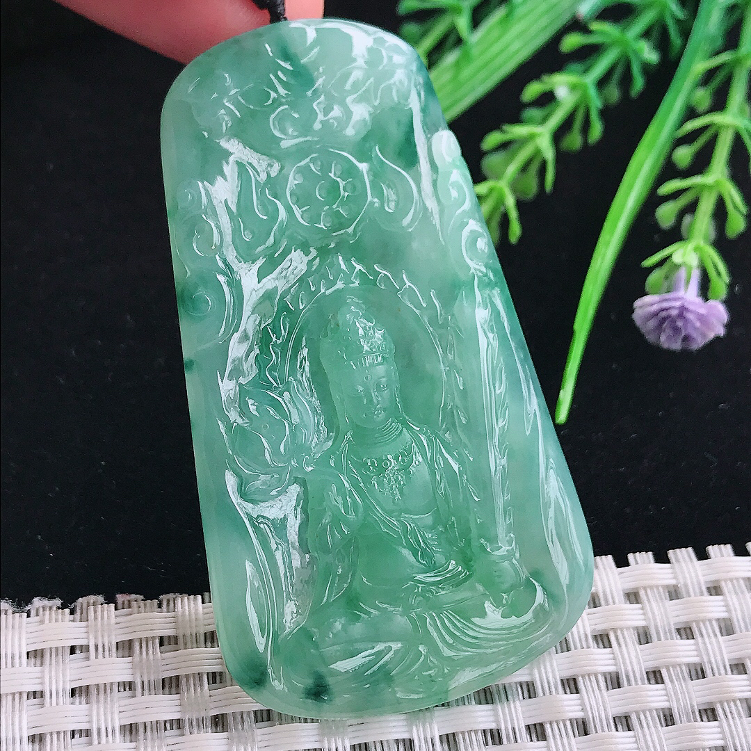 实拍A货翡翠64.3/36/5.5老坑冰胶水灵满绿虚空藏菩萨吊坠翡翠玉牌守护神