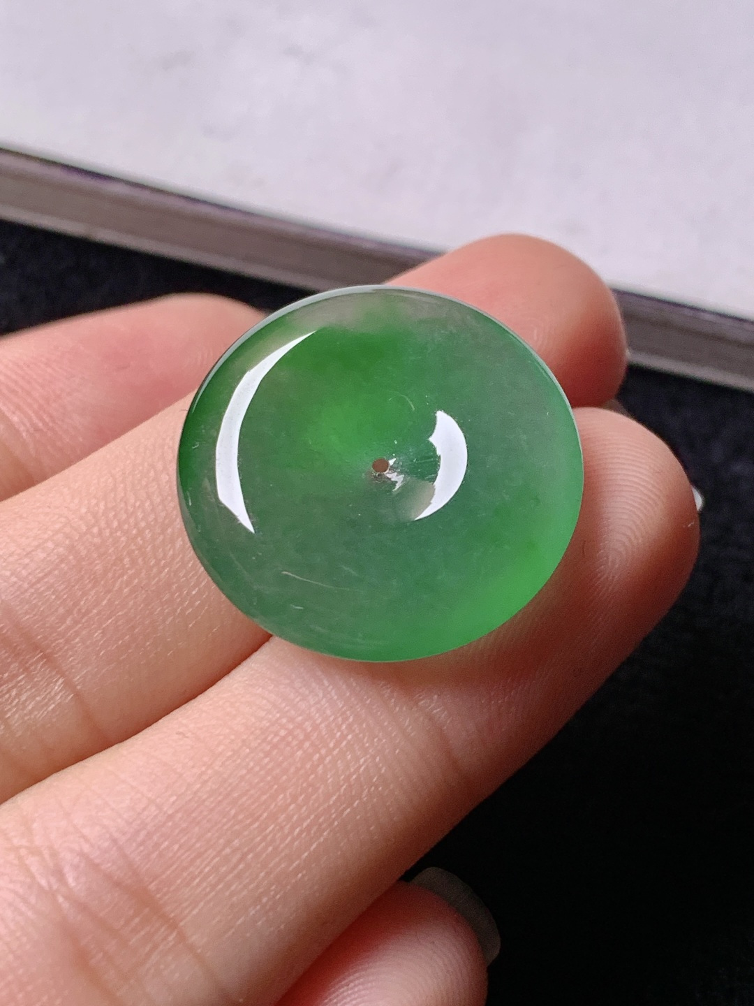 冰绿平安扣，色泽浓艳，0413尺寸20.6*4.5