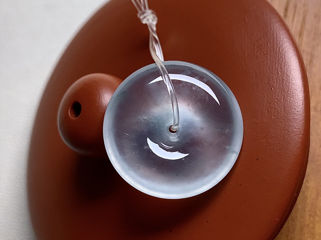 玻璃种怀古 品质，冰透感十足，无裂尺寸18.8*4.8  超值