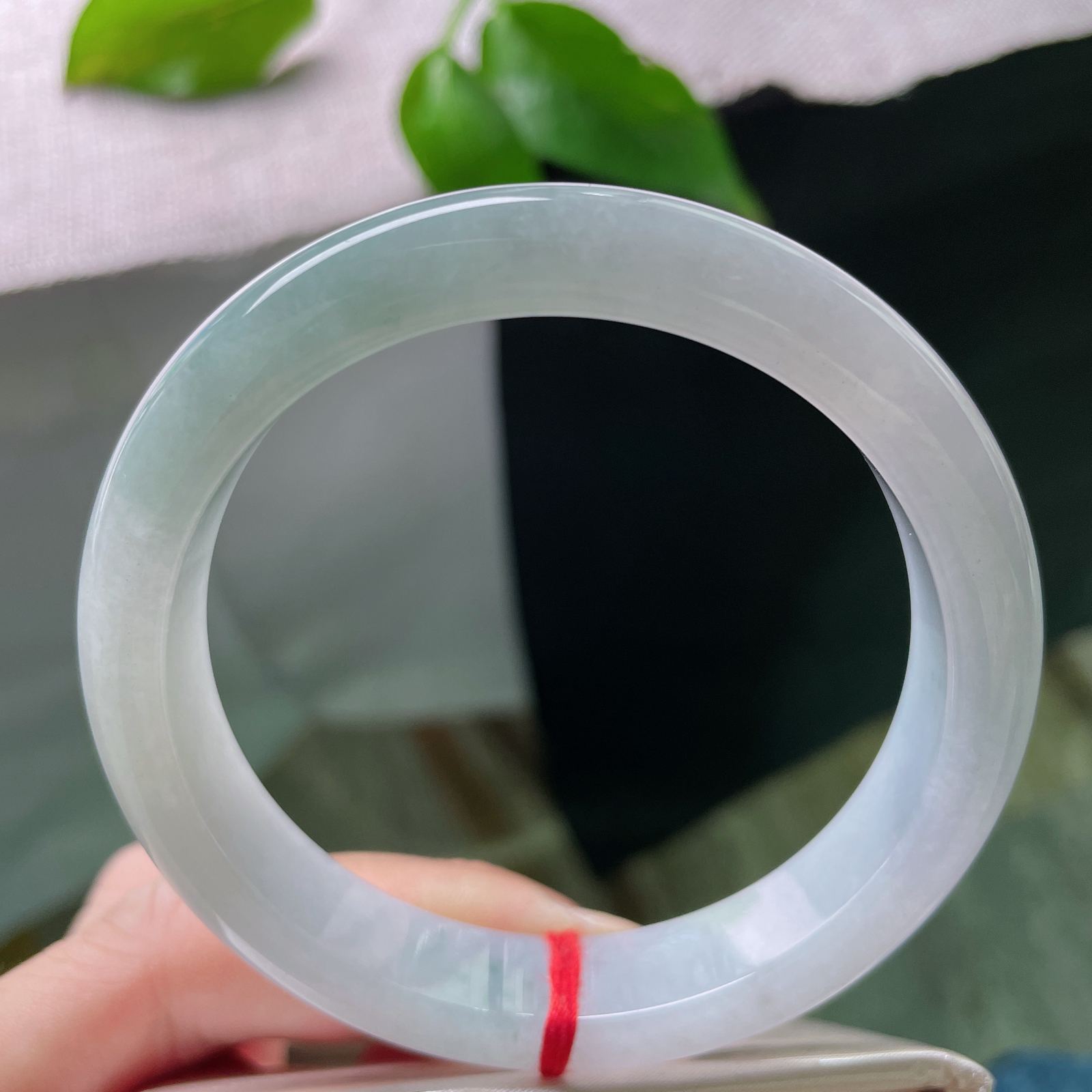 57.3/12.3/7.9，蓝紫正圈，水头好，种老，干净清爽，柔刚并济..