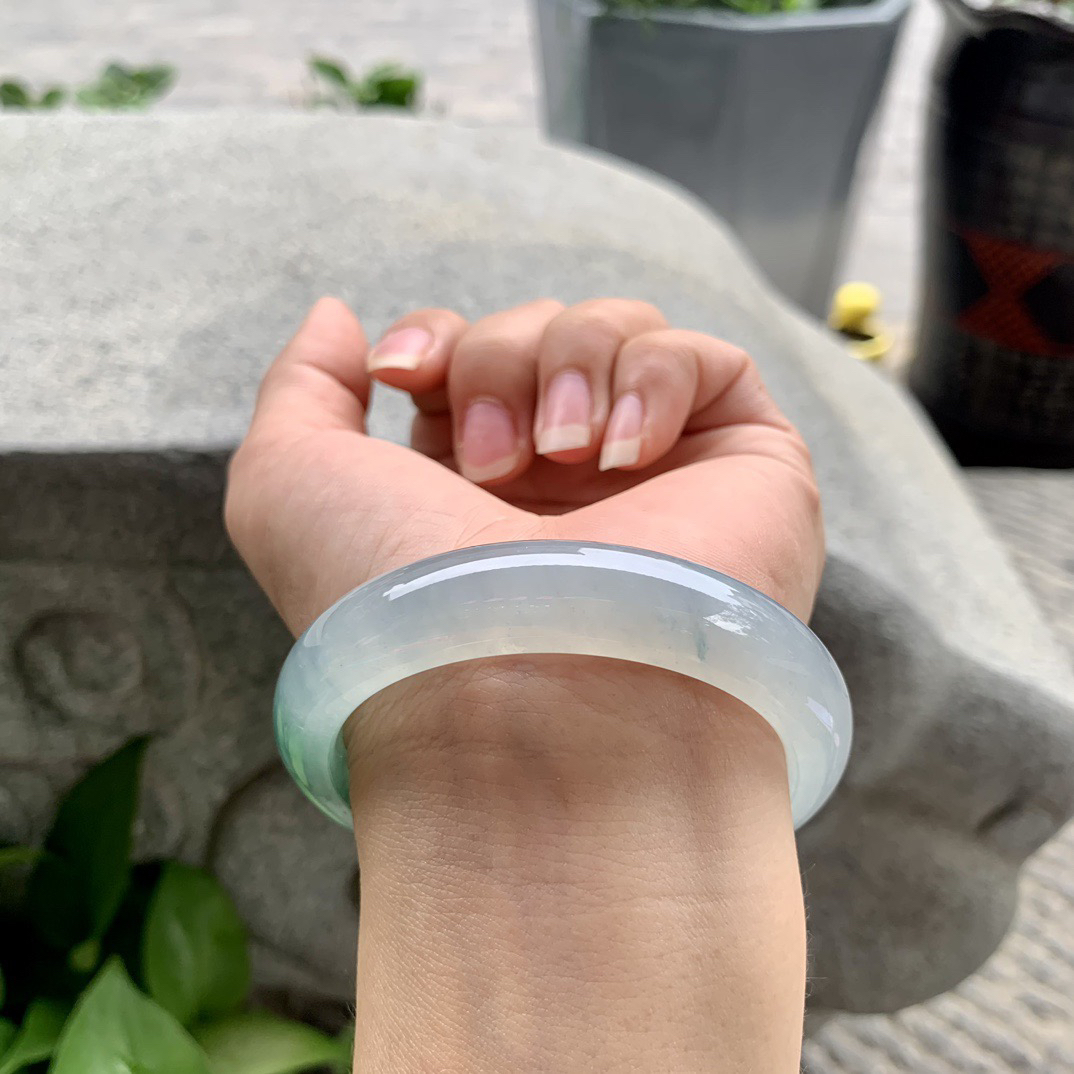 圈口55.2-12.4-8.4 【冰种飘绿正圈手镯】正圈55 56可戴