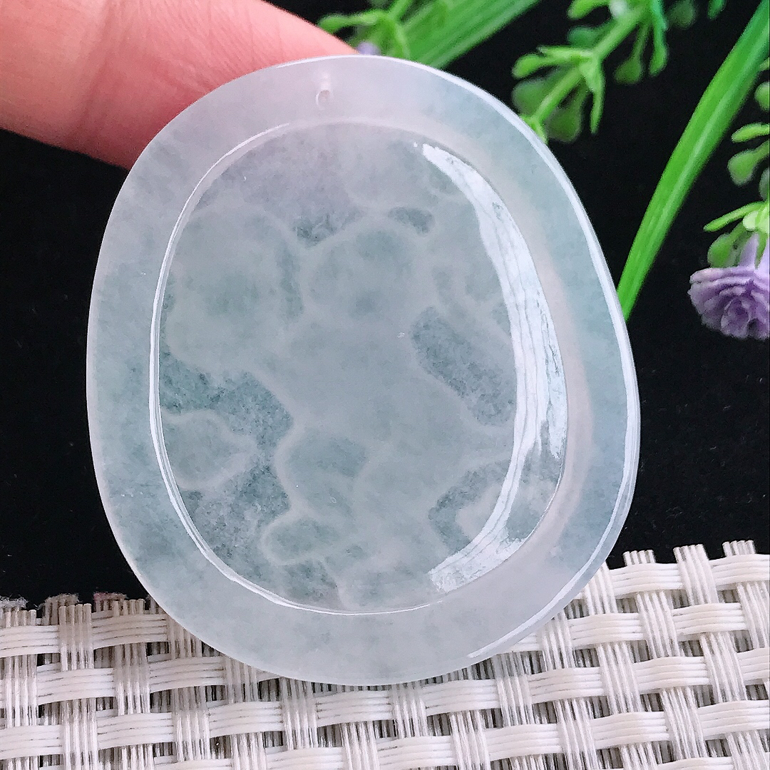 实拍A货翡翠49/42.8/5.2老坑冰透起胶生肖猴吊坠翡翠玉牌灵猴献寿