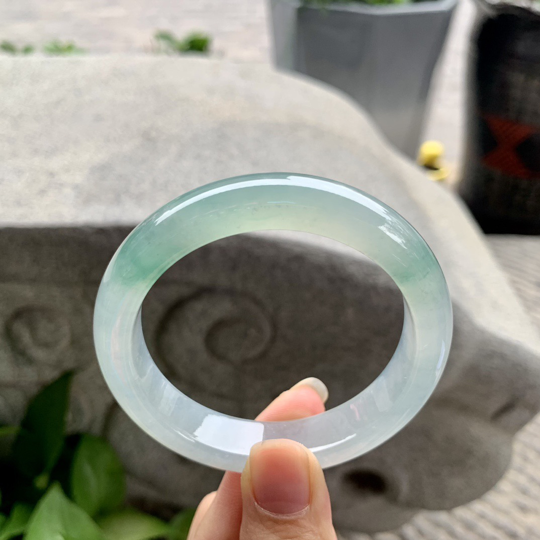 圈口55.2-12.4-8.4 【冰种飘绿正圈手镯】正圈55 56可戴