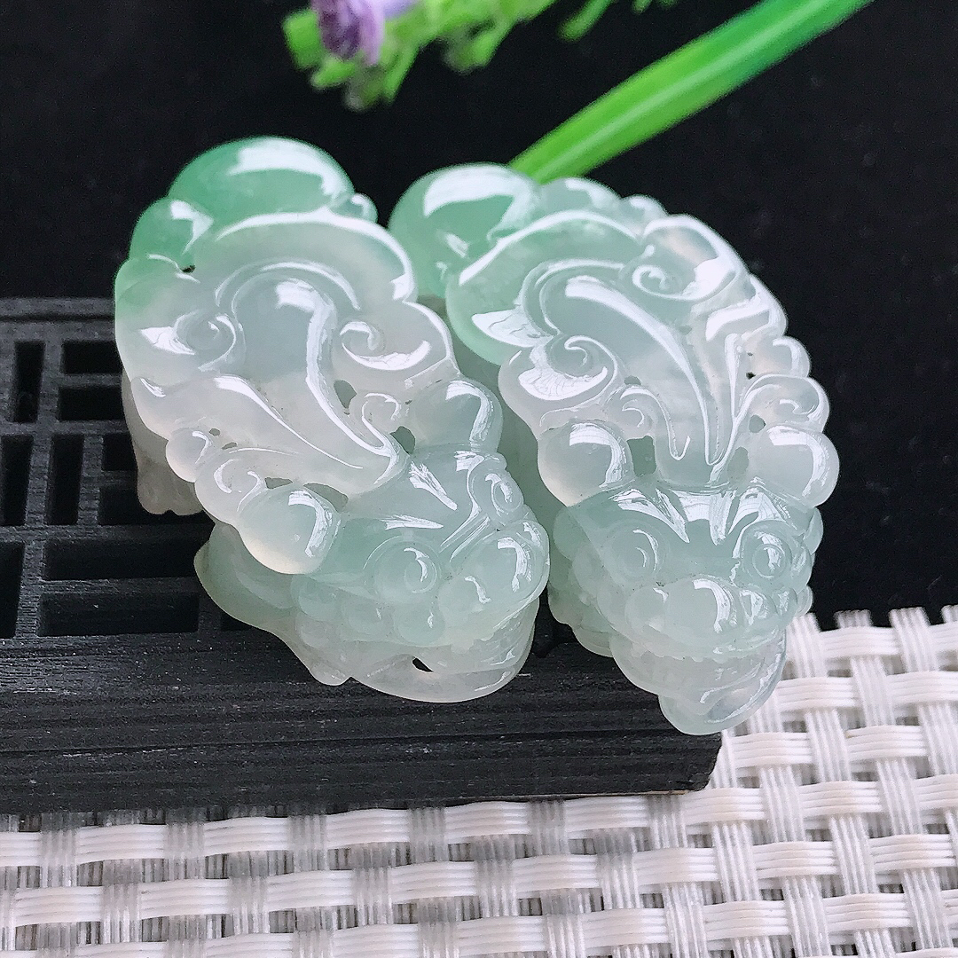 实拍A货翡翠45.2/21/12.2老坑冰胶果冻冰晴绿貔貅吊坠一对
