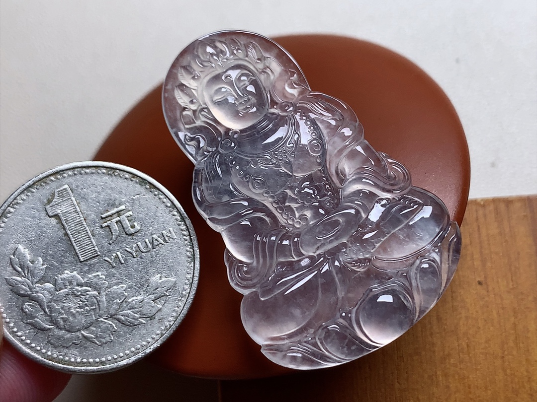 玻璃种度母 冰透感十足，雕工精湛，无裂，尺寸42.2*27.6*5
