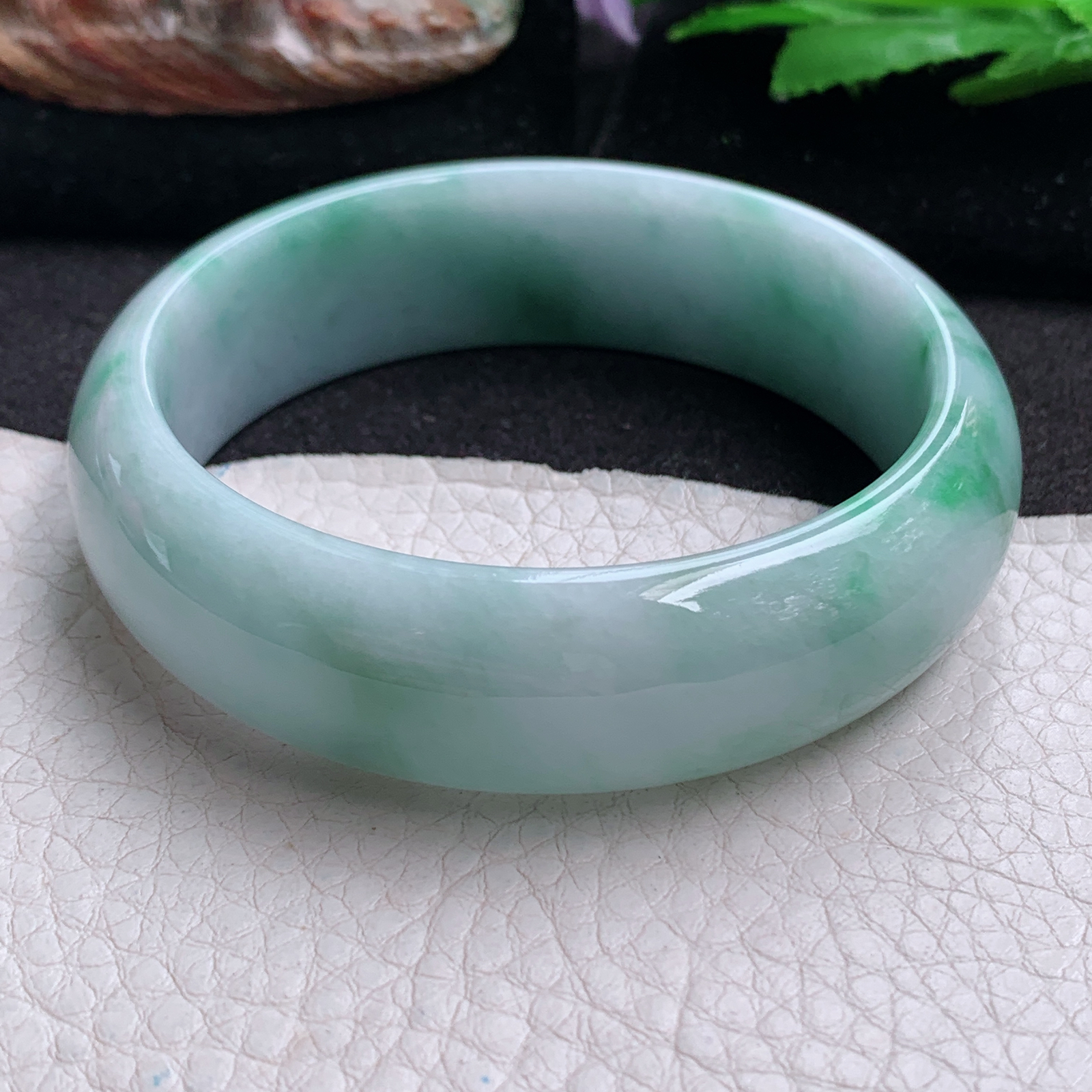 js实拍58.5*17.8*7.4轮胎镯 天然缅甸翡翠a货手镯飘花大气正圈玉镯子
