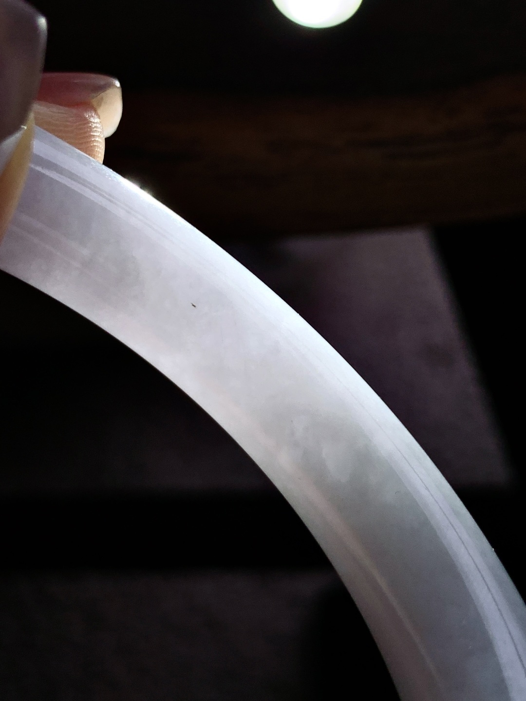 圆条 圈口62.8一10.8一10.6淡紫润底 冰紫底 种老细腻 大圈口 缅甸A货翡翠 有细纹 74.1克